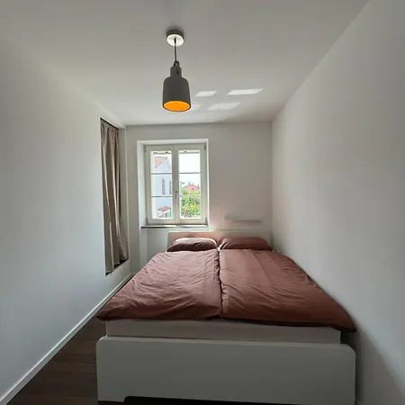 Appartement Kiwi House Pobegi